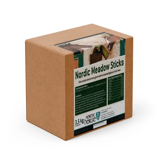 Nordic Horse Meadow Sticks (50% Lucerne &amp; 50% Engh)